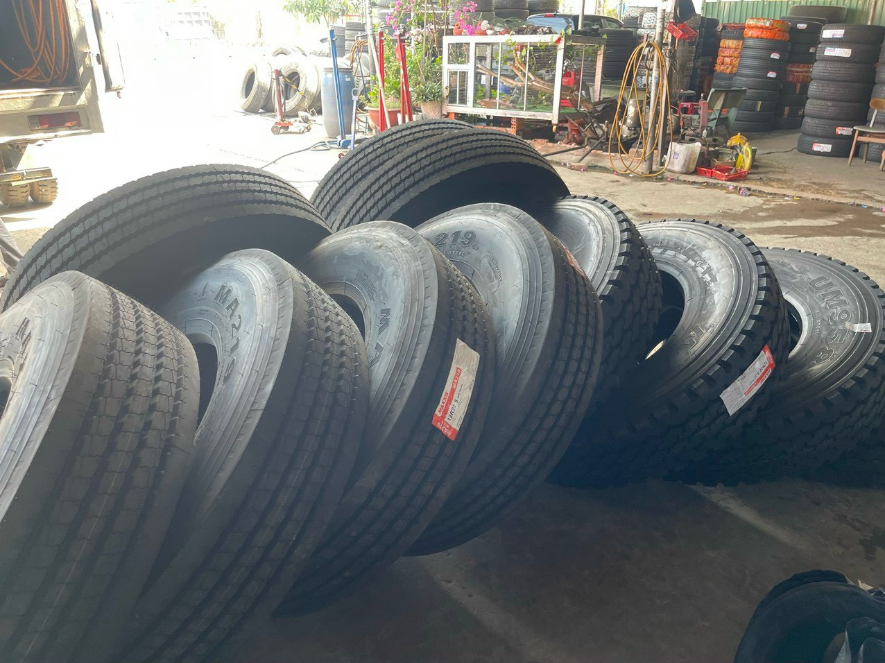 ĐỊA CHỈ CHĂM SÓC - ĐỘ LỐP XE TẠI DĨ AN